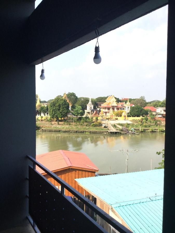 Tharuadaeng Old City Ayutthaya ท่าเรือแดง กรุงเก่า อยุธยา Extérieur photo